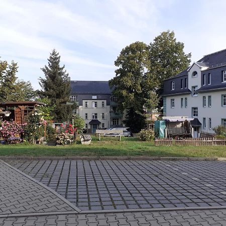 Ferienwohnung - August-Bebel-Str. 19 Oelsnitz  Bagian luar foto